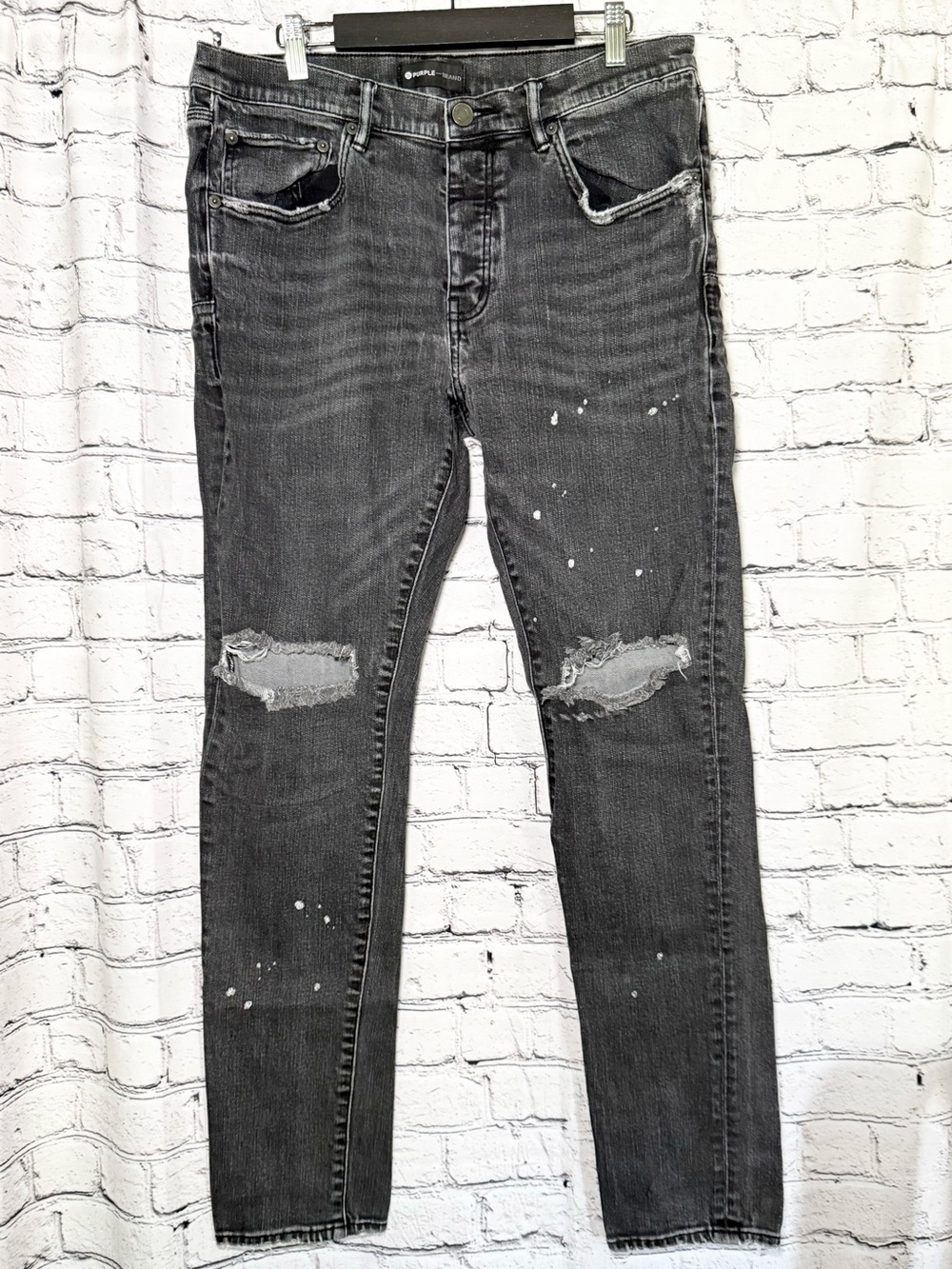 Purple Brand. Men's Black Distressed Slim Fit Jeans. Size 34